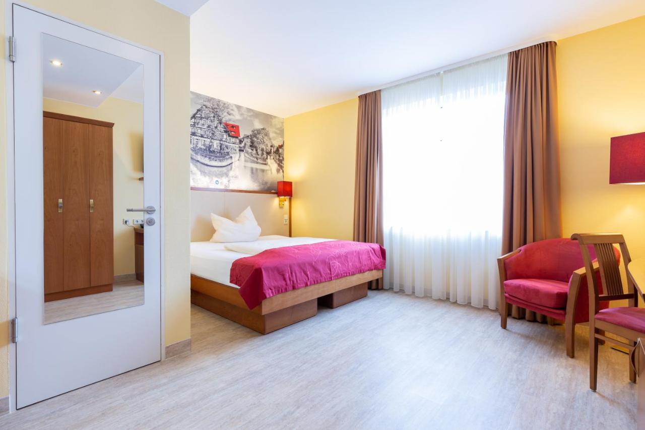 Hotel Am Schillerpark 에즐링겐 외부 사진